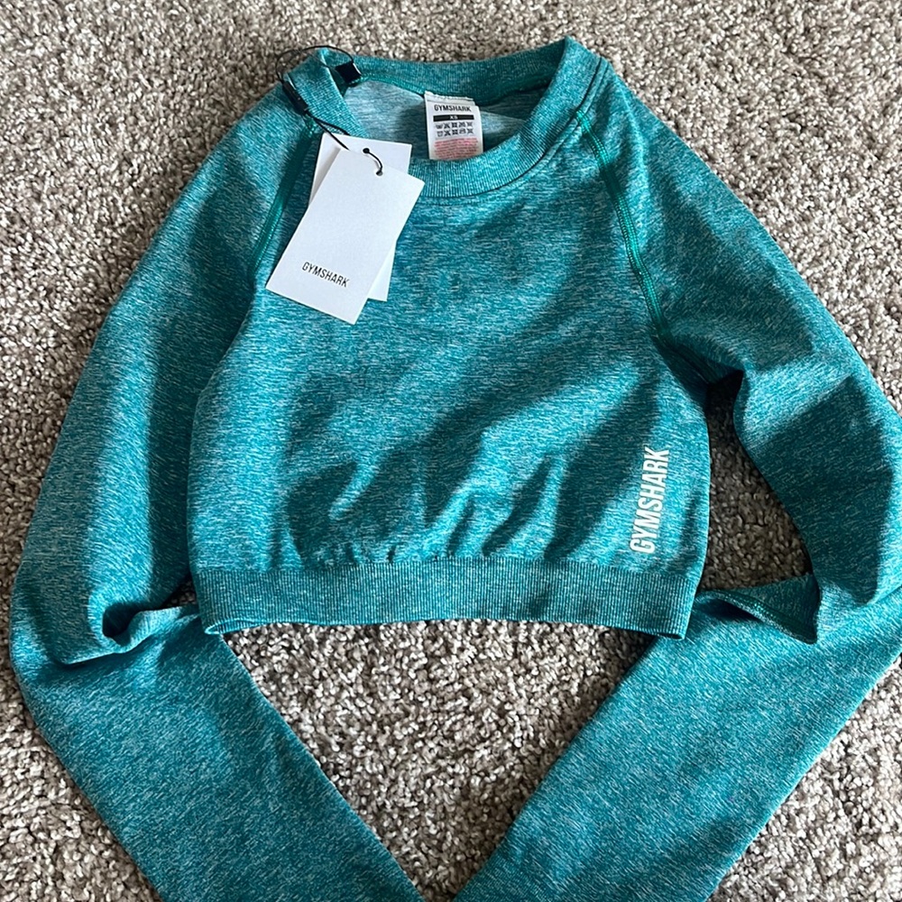 Gymshark long sleeve crop top. XS